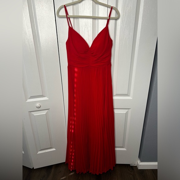 JJ House Women’s Red Pleated Sweet Heart Neck Line Sleeveless Maxi‎ Dress Size S - Picture 3 of 9